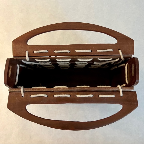 ANTHROPOLOGIE / GUADALUPE DESIGN Moira Wood Paneled Tote Bag - Picture 7 of 9